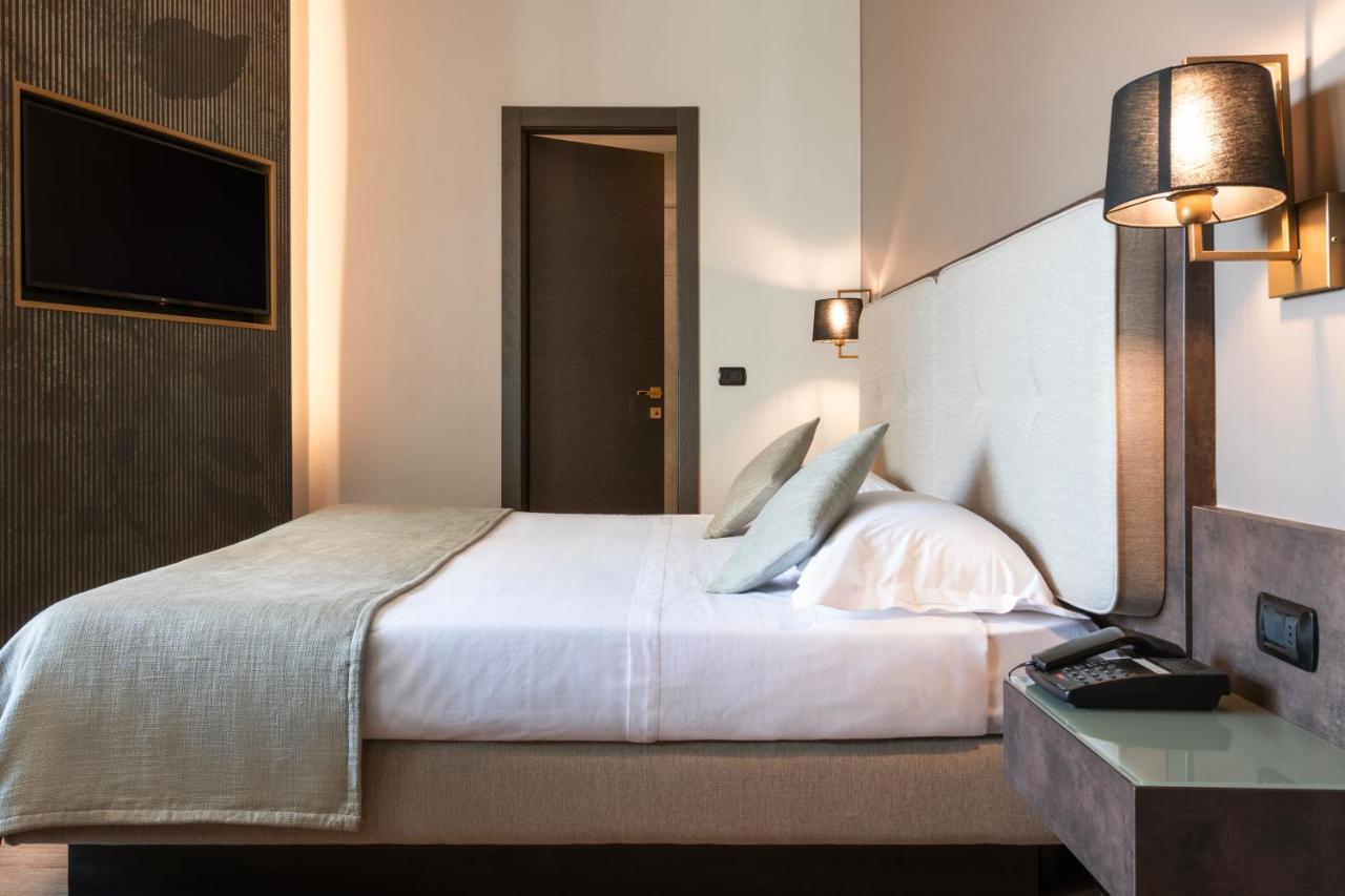 Mokinba Hotels King Милан Экстерьер фото